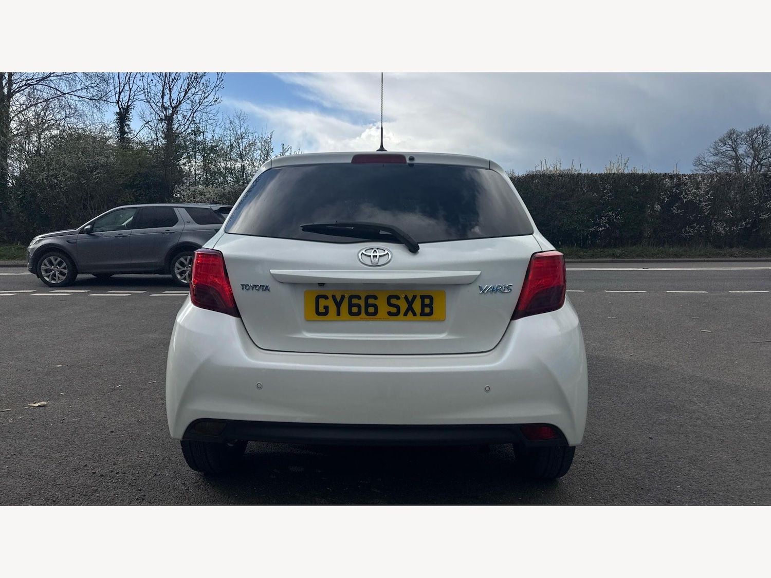 Used Toyota Yaris 2017 for sale - 78019573: Photo 21