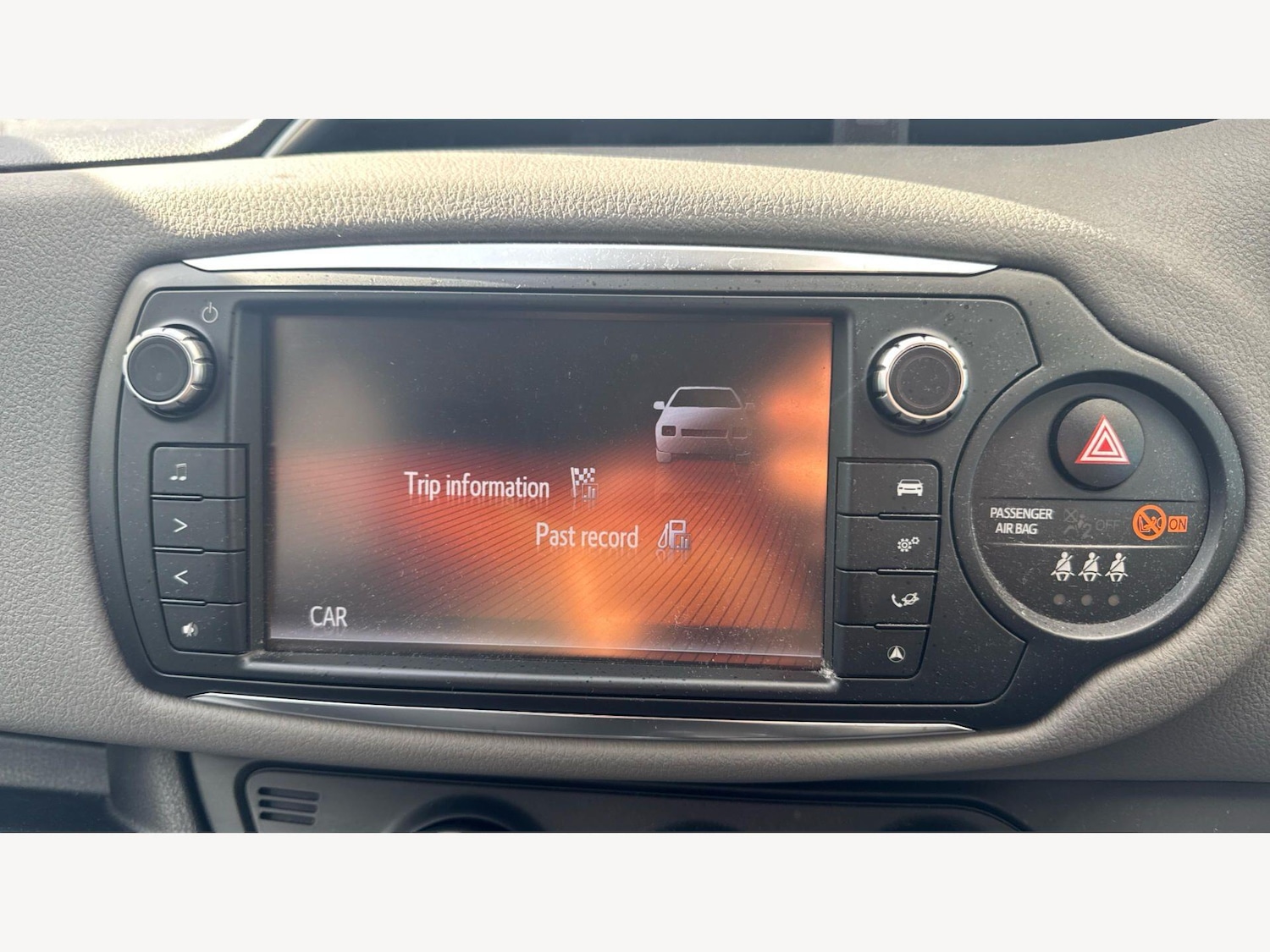 Used Toyota Yaris 2017 for sale - 78019573: Photo 23