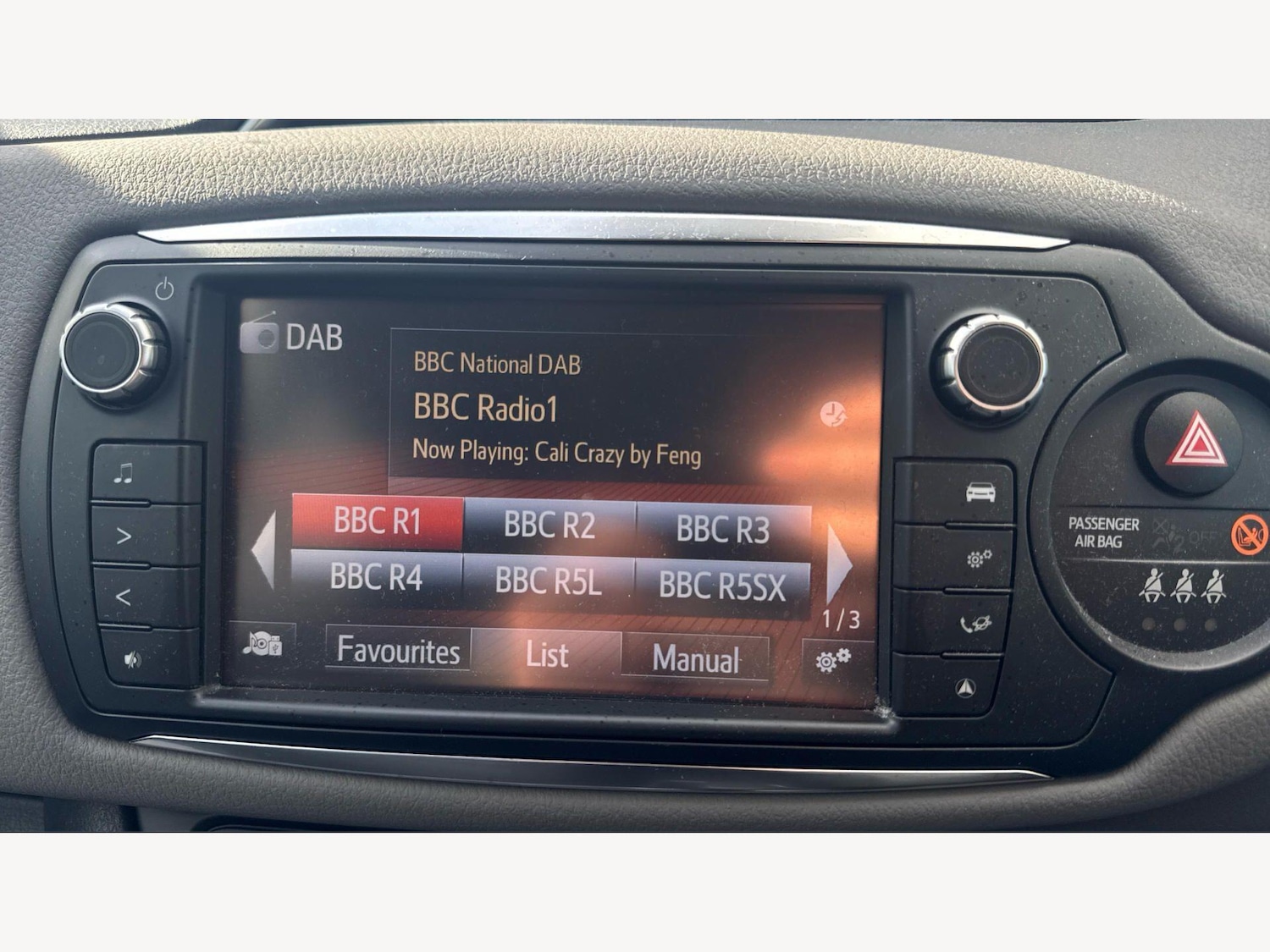 Used Toyota Yaris 2017 for sale - 78019573: Photo 25