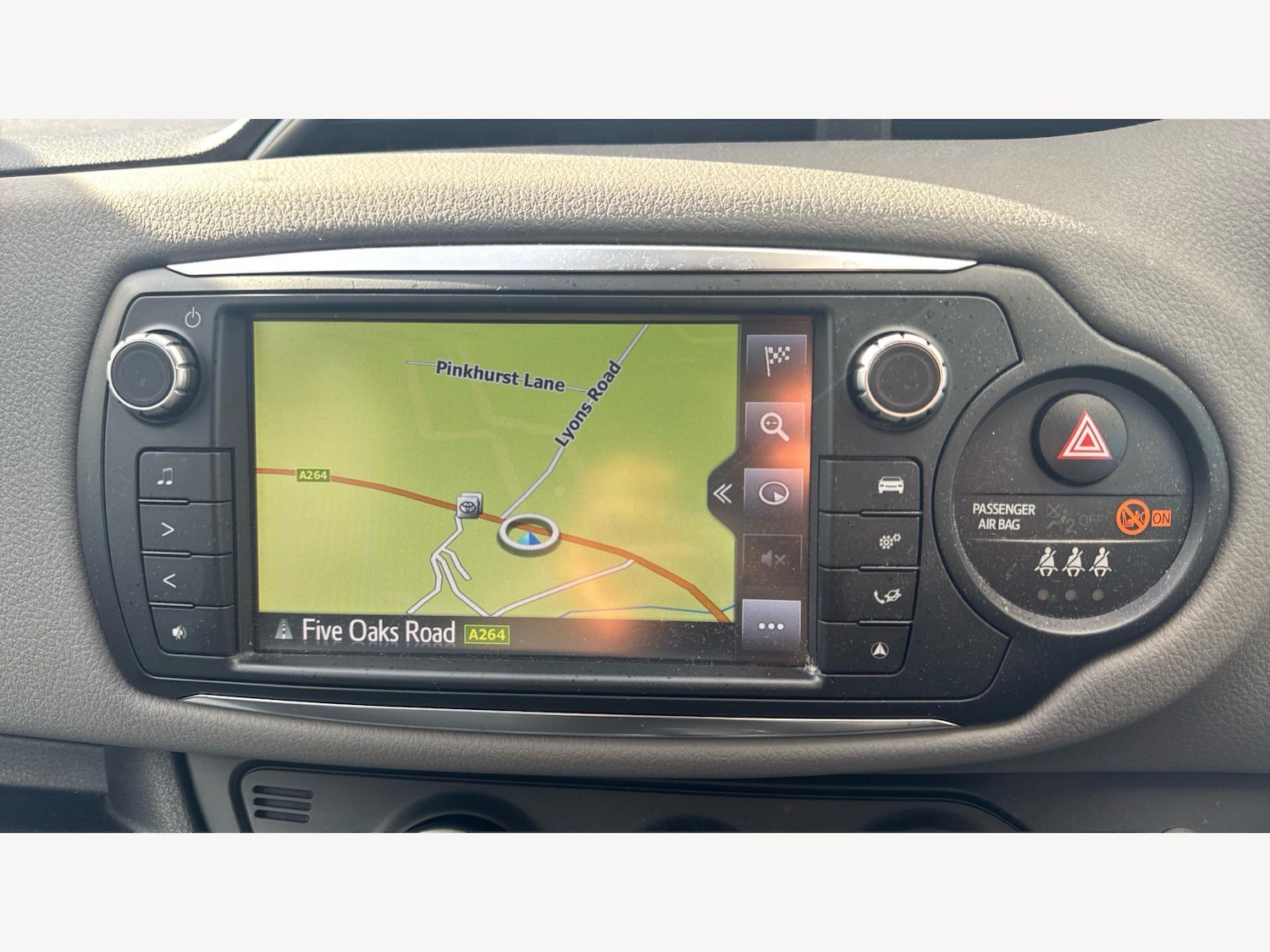 Used Toyota Yaris 2017 for sale - 78019573: Photo 9