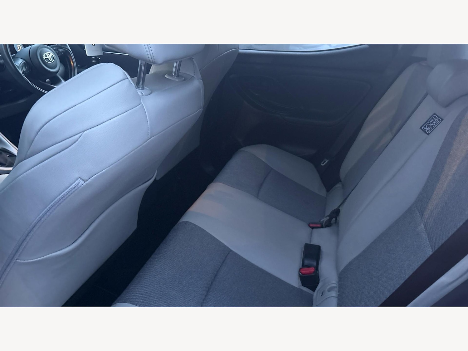 Used Toyota Yaris for sale - 77230639: Photo 15