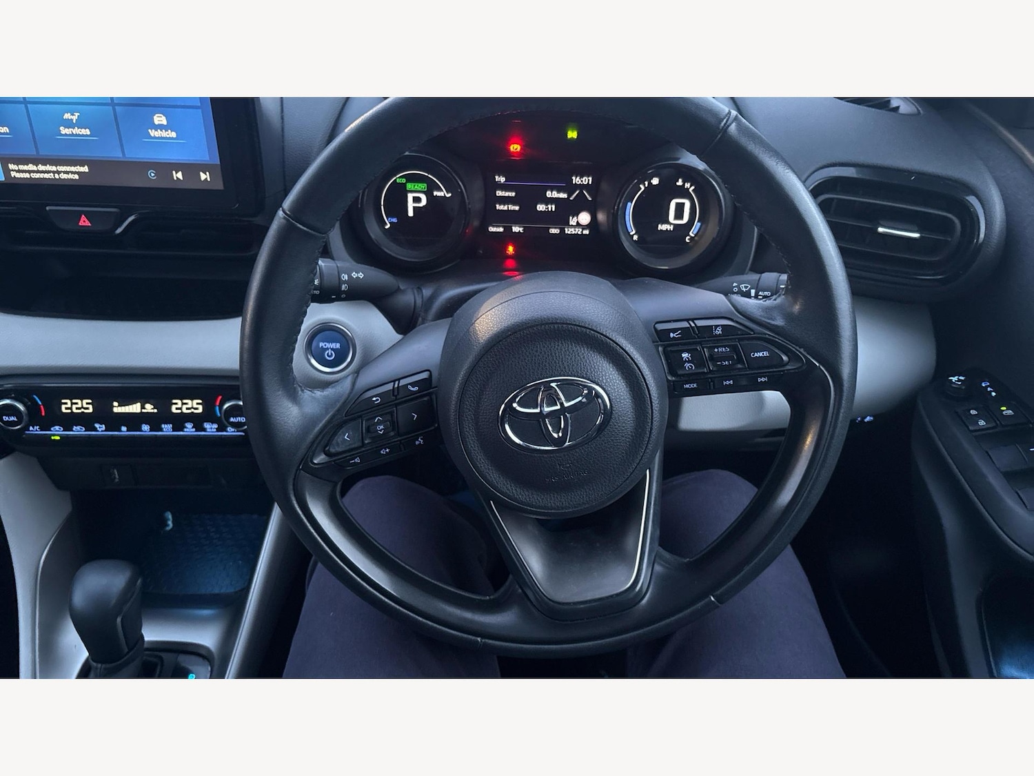 Used Toyota Yaris for sale - 77230639: Photo 8