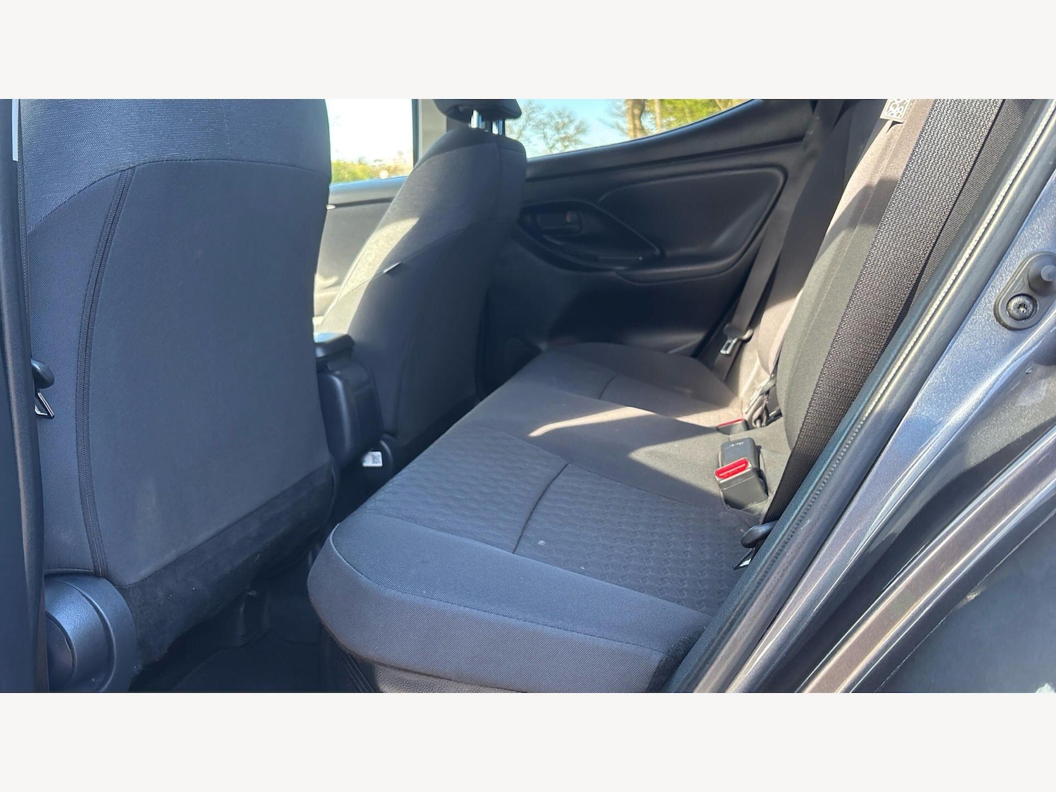 Used Toyota Yaris 2024 for sale - 78171004: Photo 17