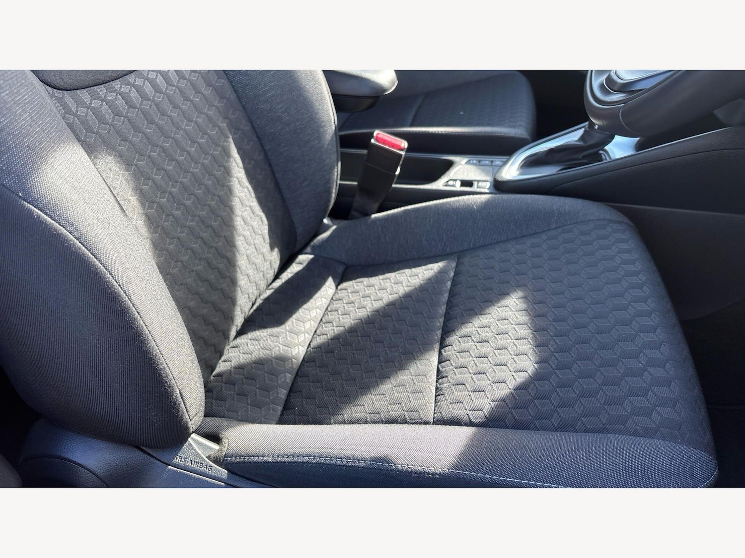 Used Toyota Yaris 2024 for sale - 78171004: Photo 19