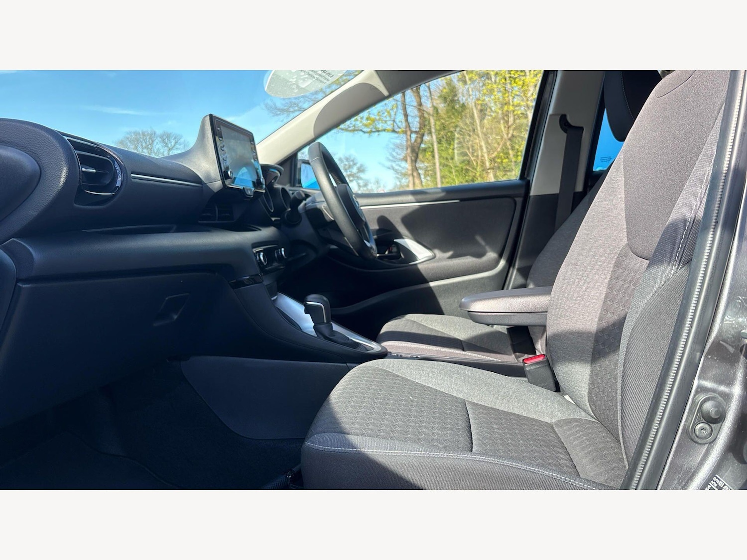 Used Toyota Yaris 2024 for sale - 78171004: Photo 7