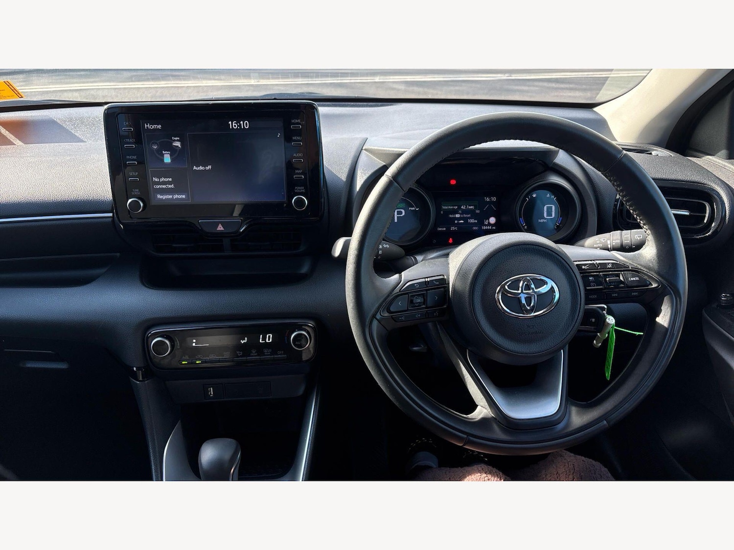 Used Toyota Yaris 2024 for sale - 78171004: Photo 9