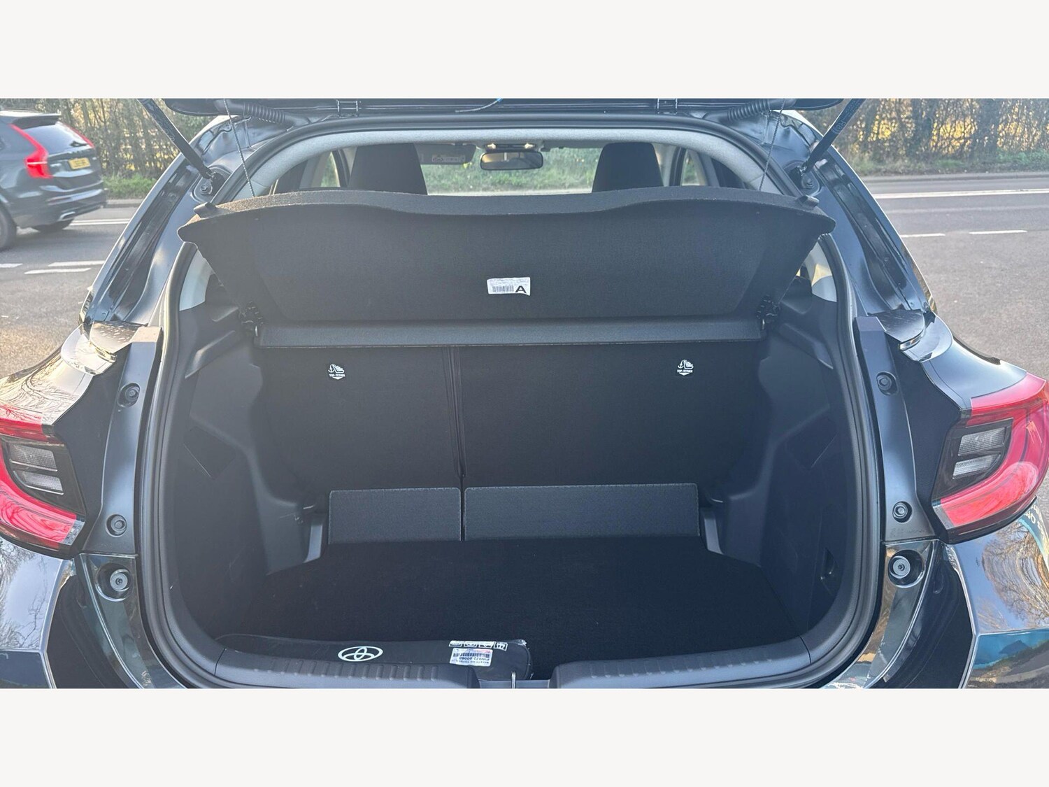 Used Toyota Yaris 2025 for sale - 77637530: Photo 16