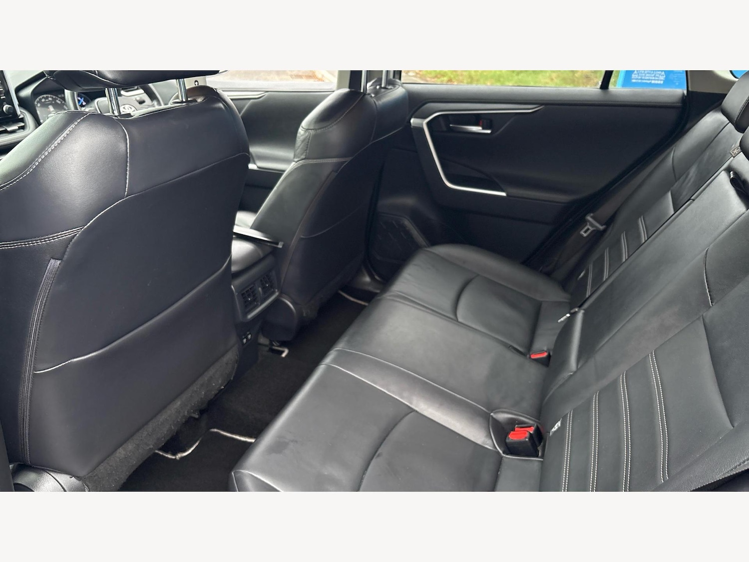 Used Toyota RAV4 2019 for sale - 77290806: Photo 15