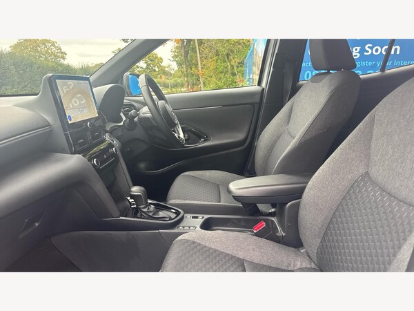 Used Toyota Yaris Cross 2025 for sale - 76247595: Photo 12