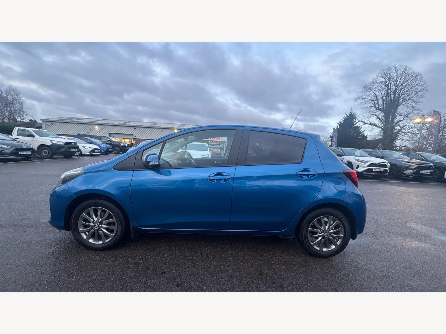 Used Toyota Yaris 2016 for sale - 77768984: Photo 19