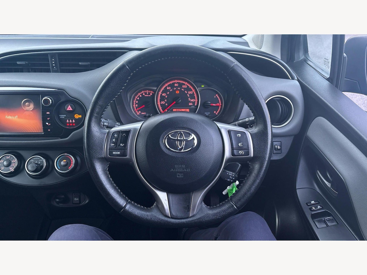 Used Toyota Yaris 2016 for sale - 77768984: Photo 8