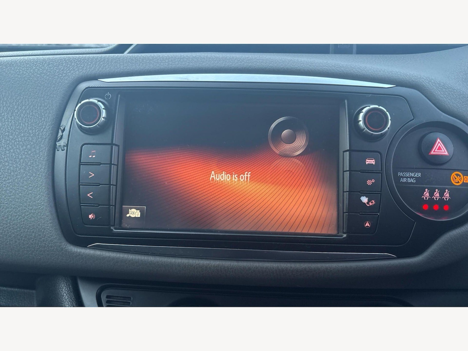 Used Toyota Yaris 2016 for sale - 77768984: Photo 9