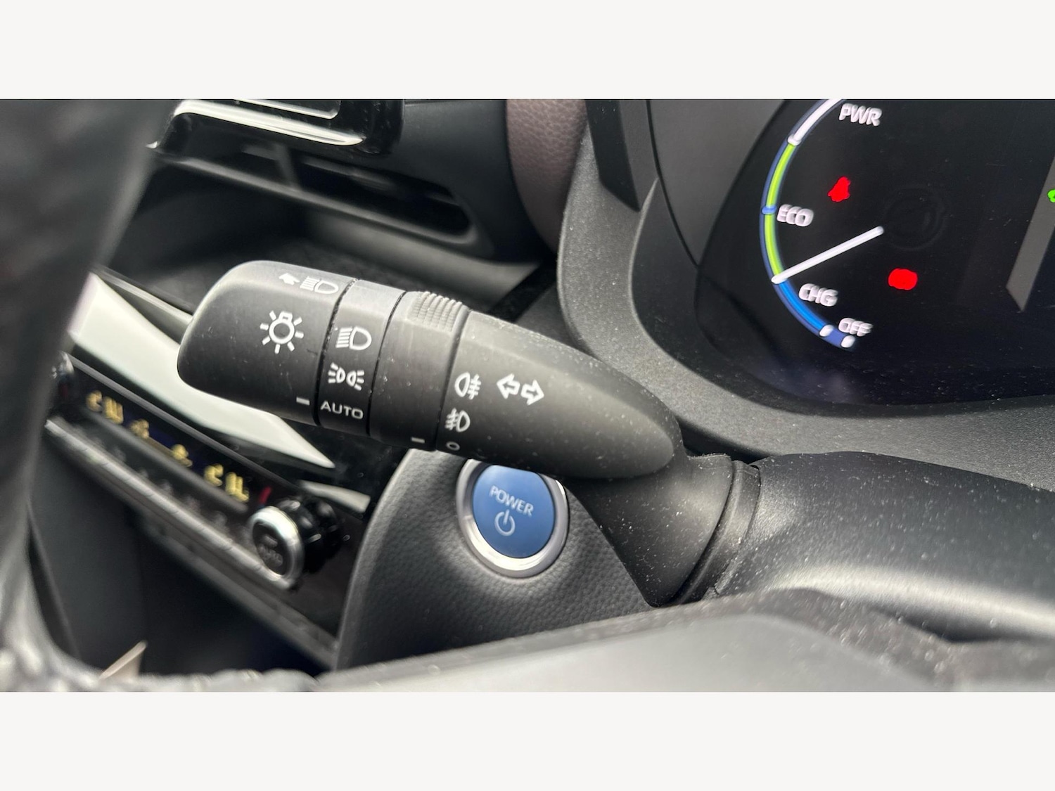 Used Toyota Yaris Cross 2023 for sale - 76361505: Photo 27