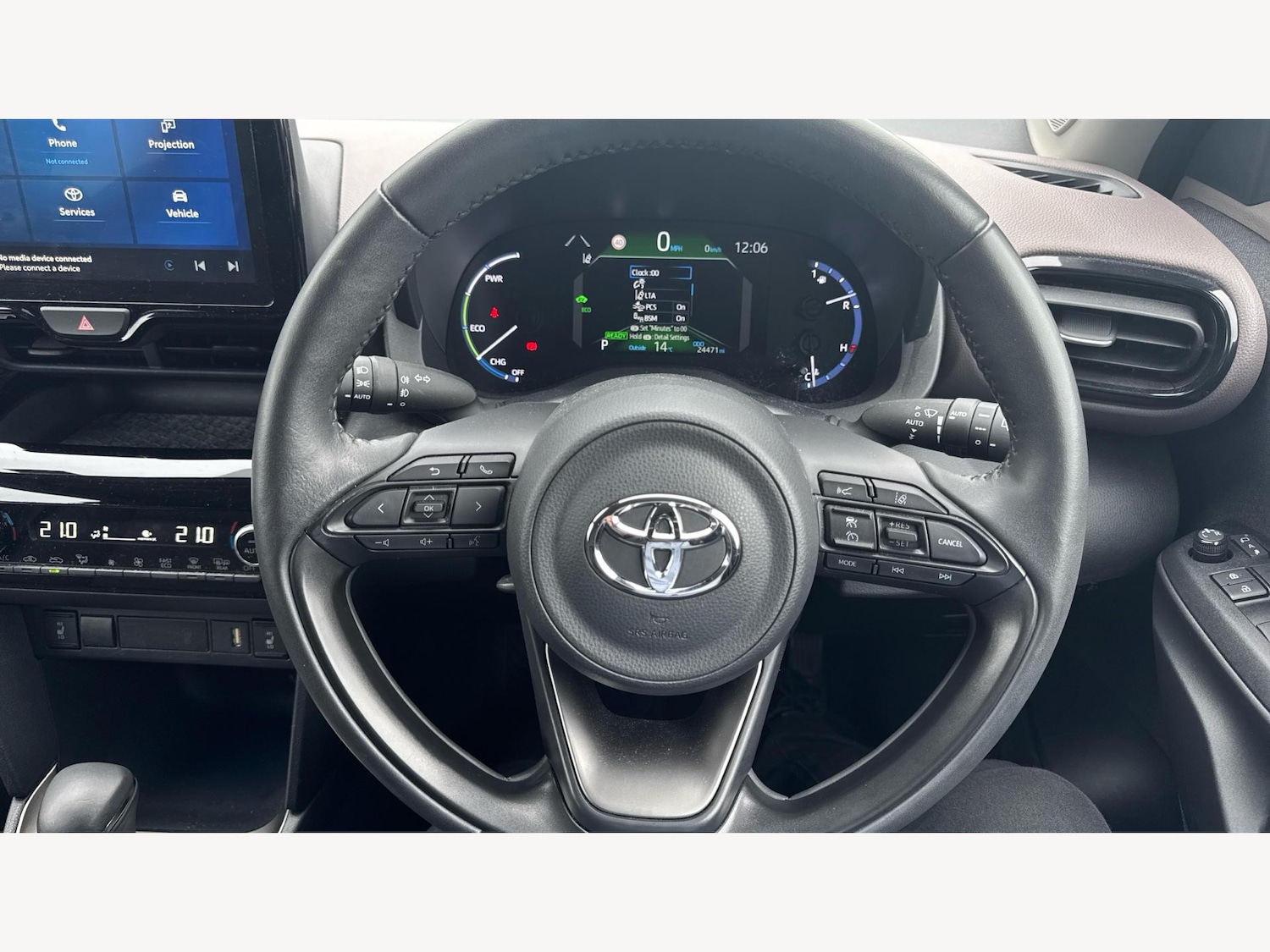 Used Toyota Yaris Cross 2023 for sale - 76361505: Photo 8