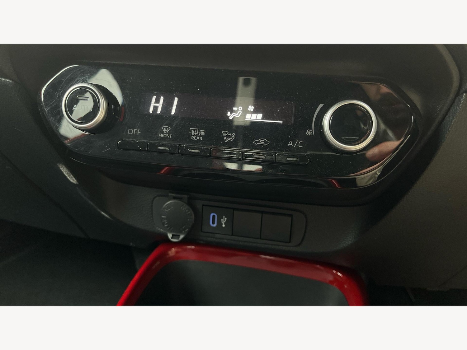 Used Toyota Aygo X 2024 for sale - 76409401: Photo 30