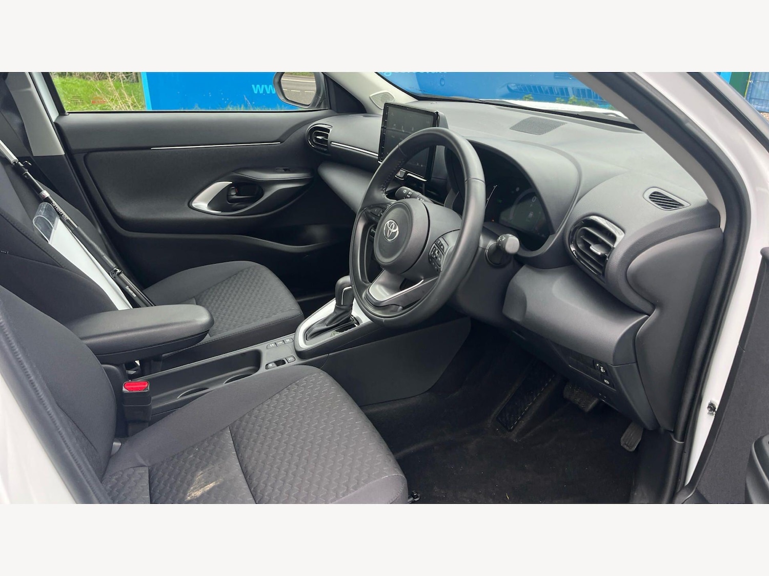 Used Toyota Yaris Cross 2025 for sale - 78101038: Photo 13