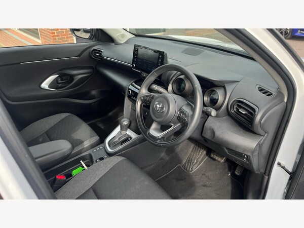 Used Toyota Yaris Cross 2023 for sale - 76167293: Photo 13