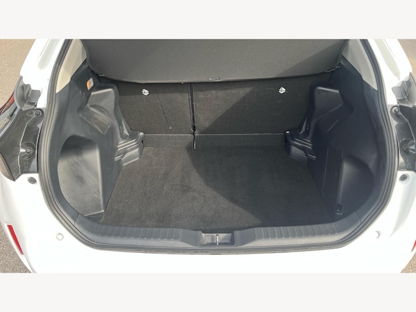 Used Toyota Yaris Cross 2023 for sale - 76167293: Photo 16