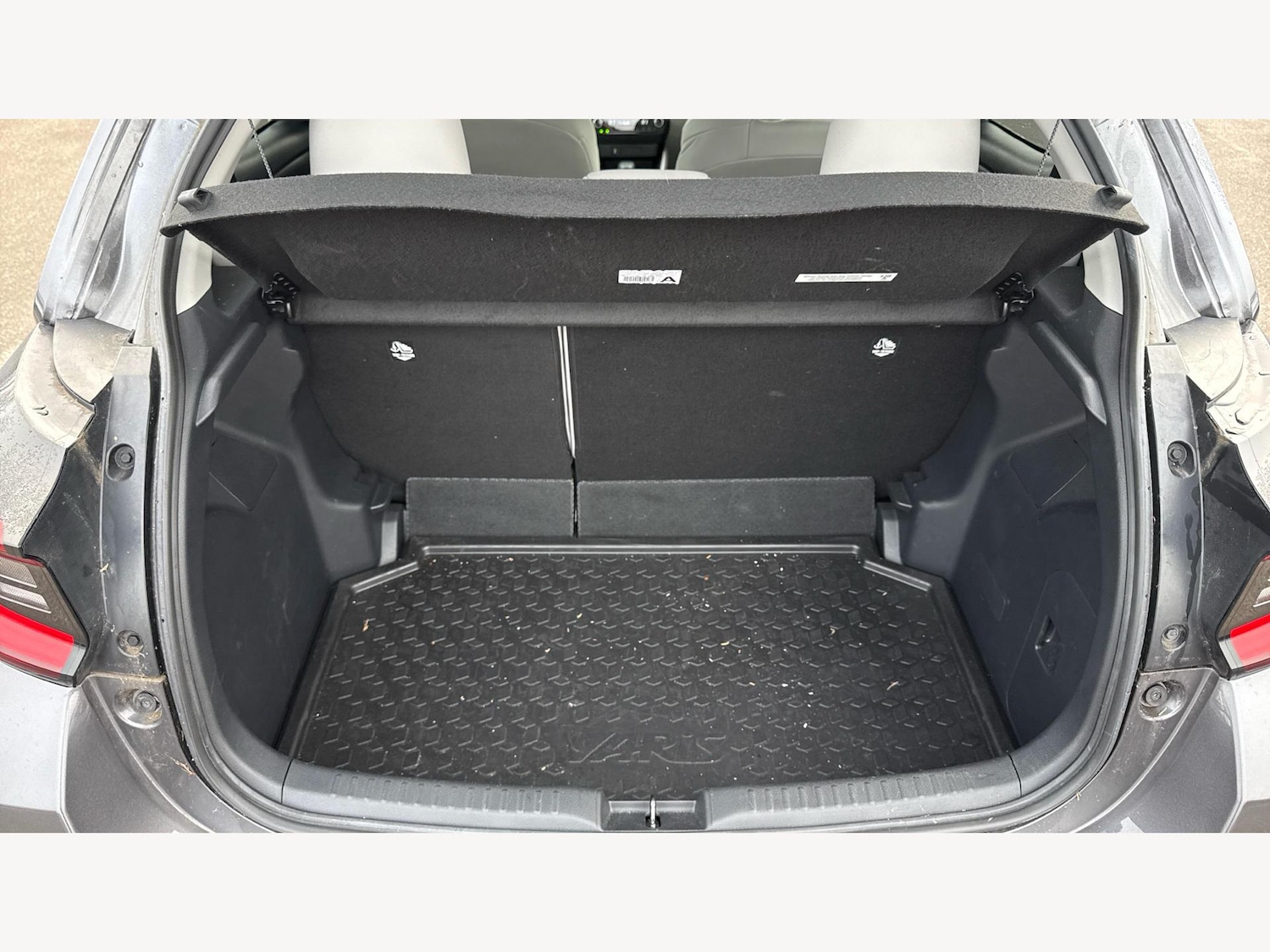 Used Toyota Yaris 2022 for sale - 77166699: Photo 16