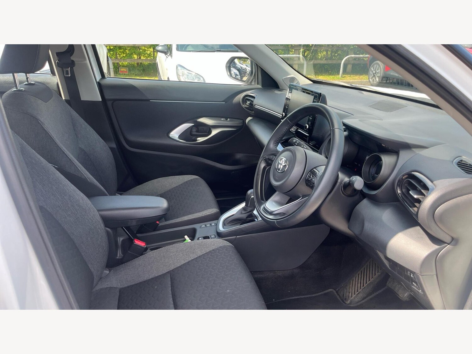 Used Toyota Yaris Cross 2024 for sale - 76179665: Photo 13