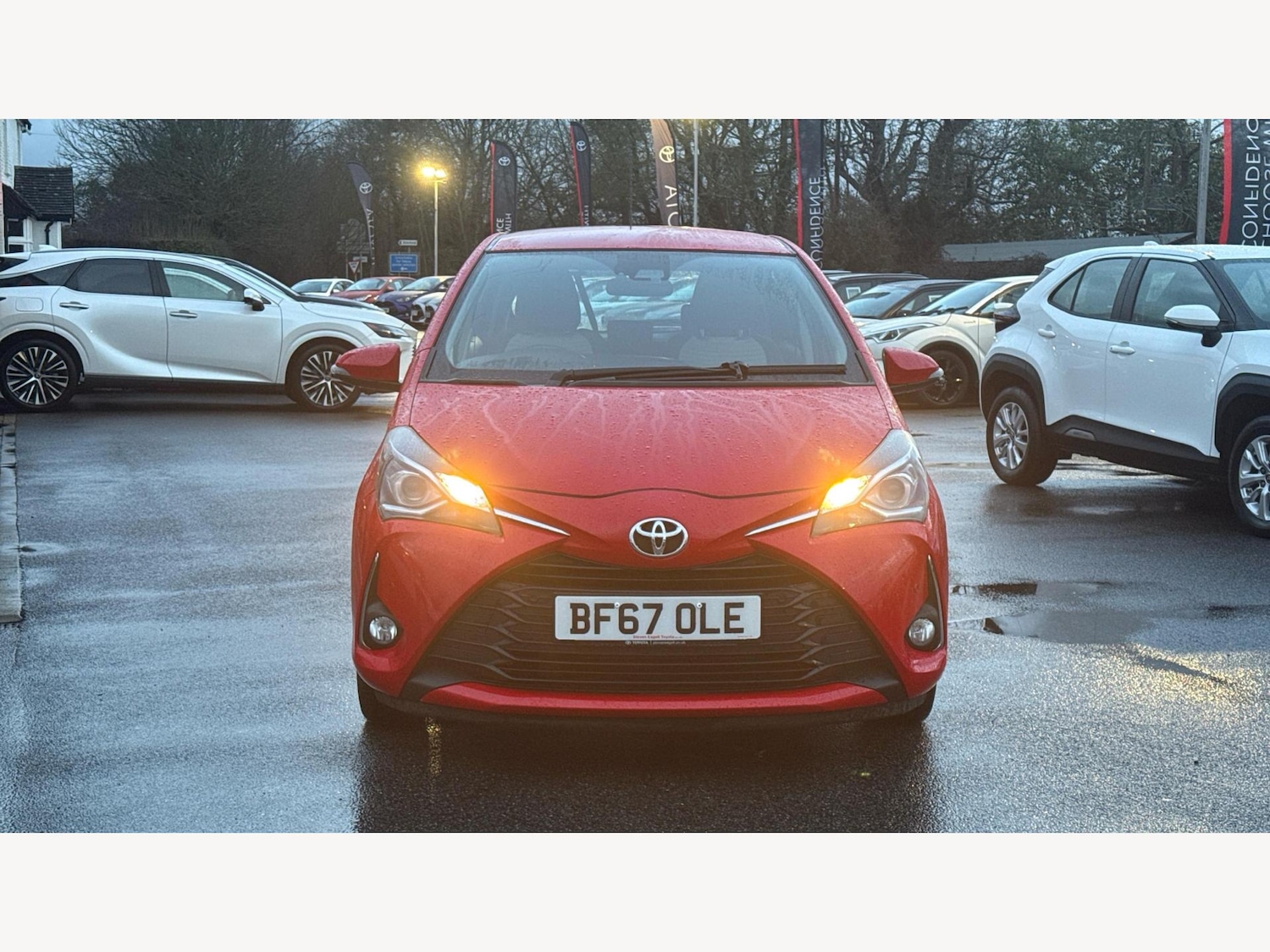 Used Toyota Yaris 2017 for sale - 77396065: Photo 17