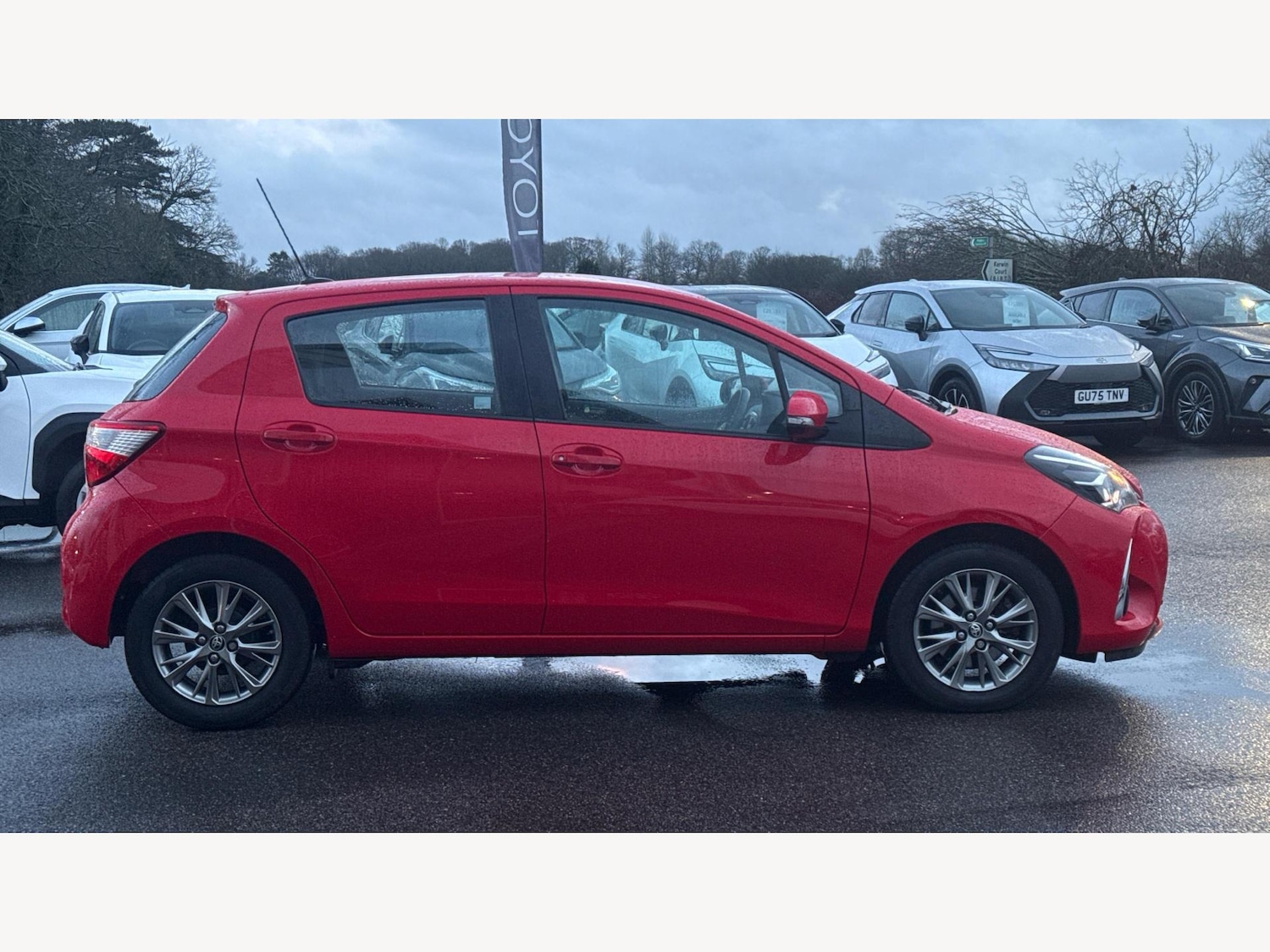 Used Toyota Yaris 2017 for sale - 77396065: Photo 18