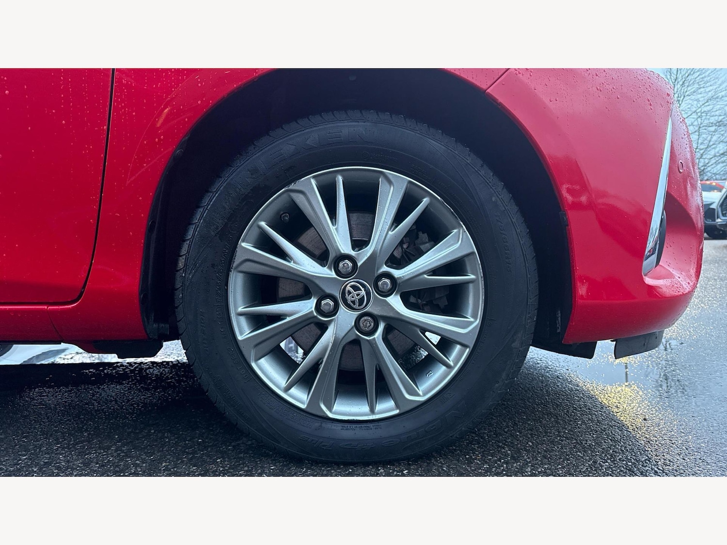 Used Toyota Yaris 2017 for sale - 77396065: Photo 20