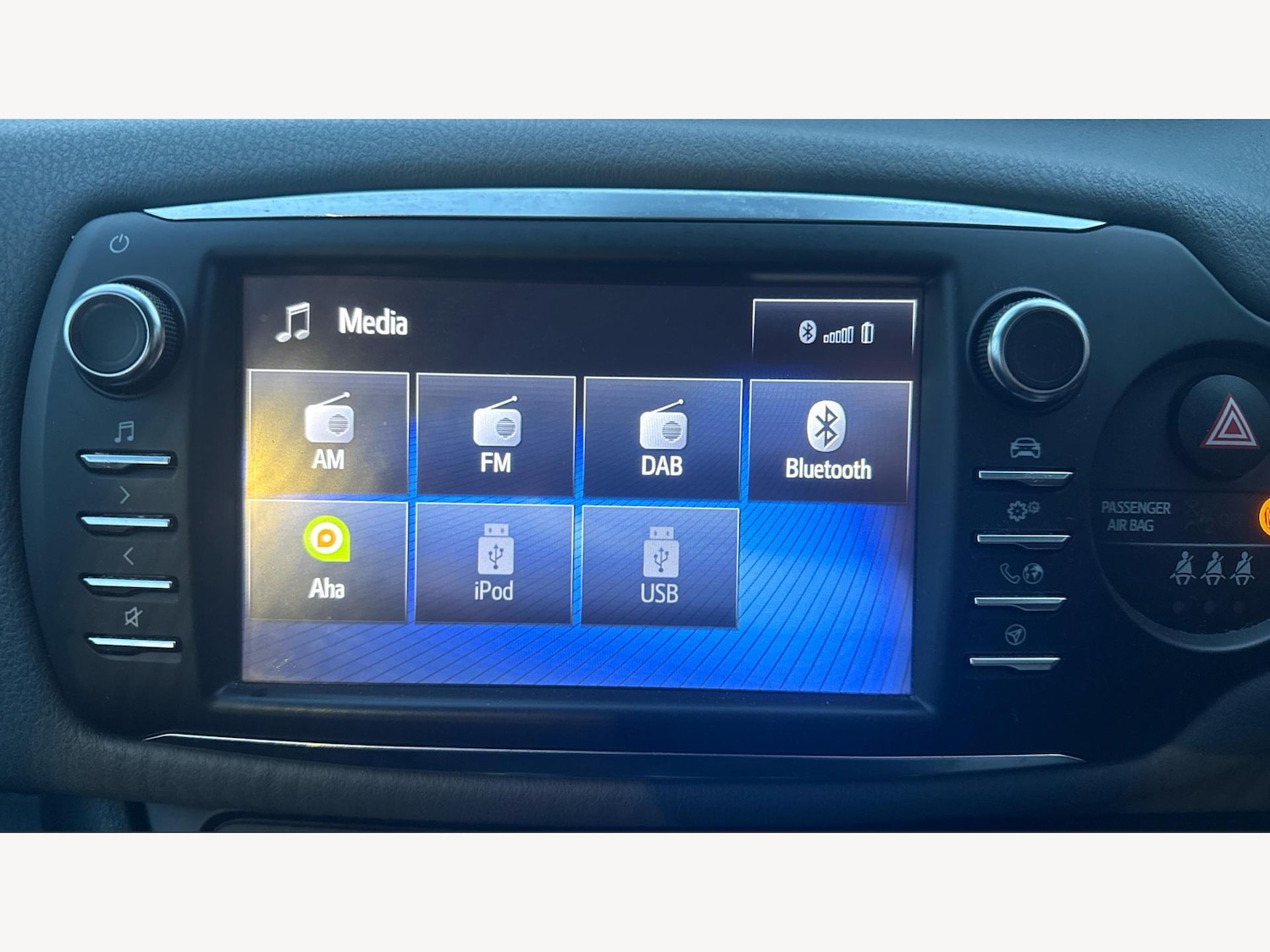 Used Toyota Yaris 2017 for sale - 77396065: Photo 22