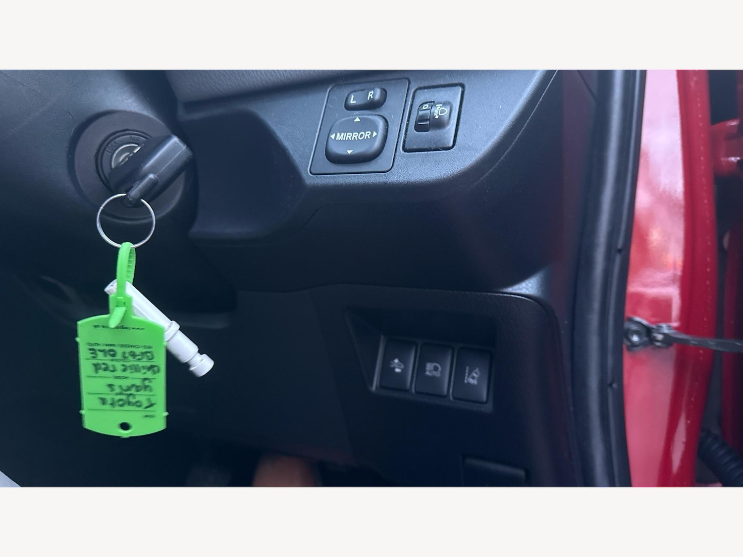 Used Toyota Yaris 2017 for sale - 77396065: Photo 23