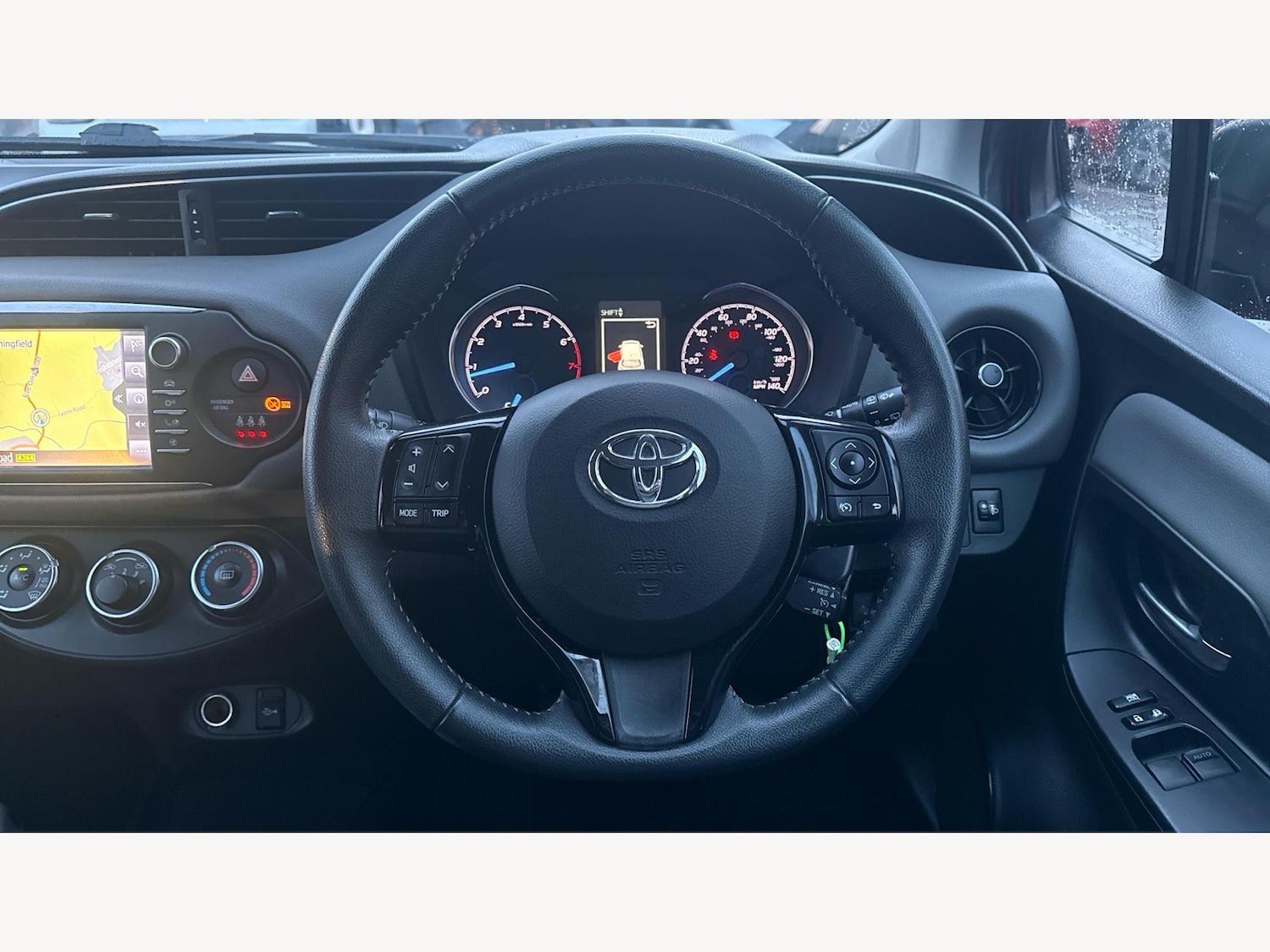 Used Toyota Yaris 2017 for sale - 77396065: Photo 8