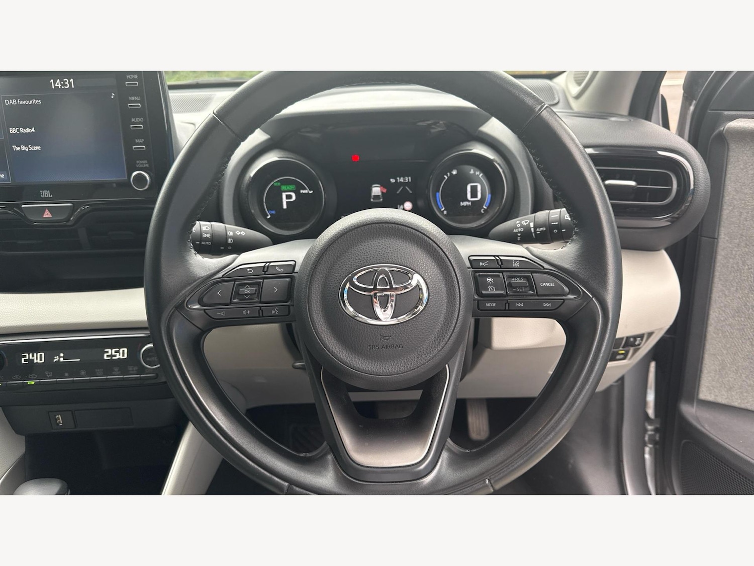 Used Toyota Yaris 2022 for sale - 77377570: Photo 8