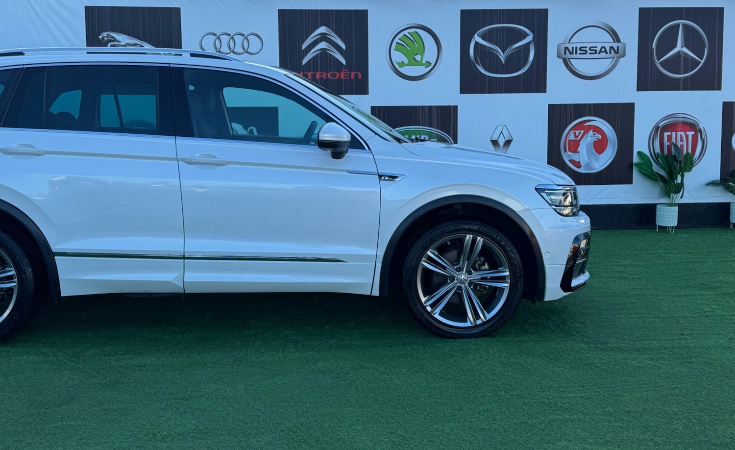 Used Volkswagen Tiguan for sale - 76824491: Photo 15