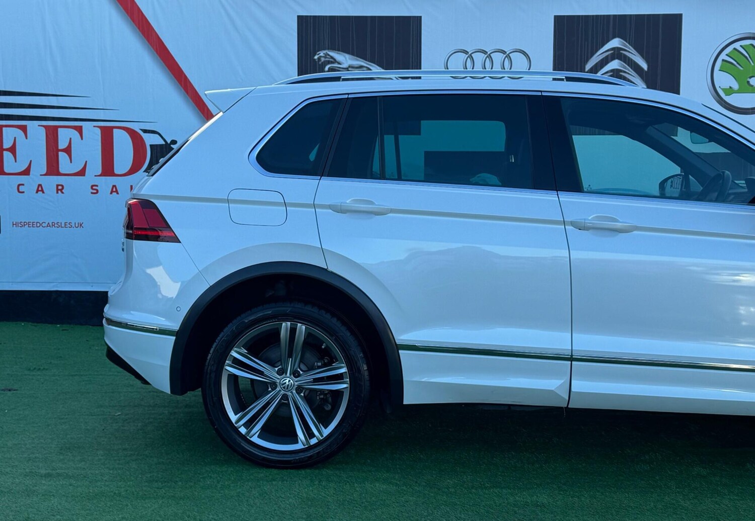 Used Volkswagen Tiguan for sale - 76824491: Photo 17