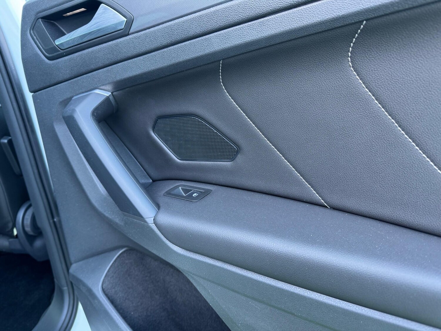 Used Volkswagen Tiguan for sale - 76824491: Photo 48