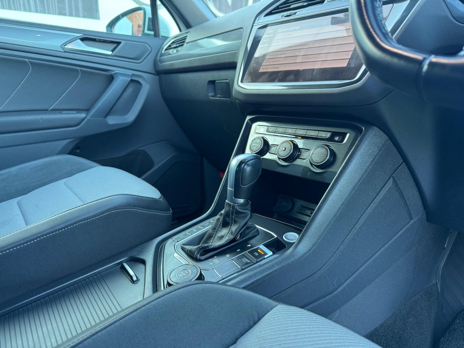 Used Volkswagen Tiguan for sale - 76824491: Photo 69