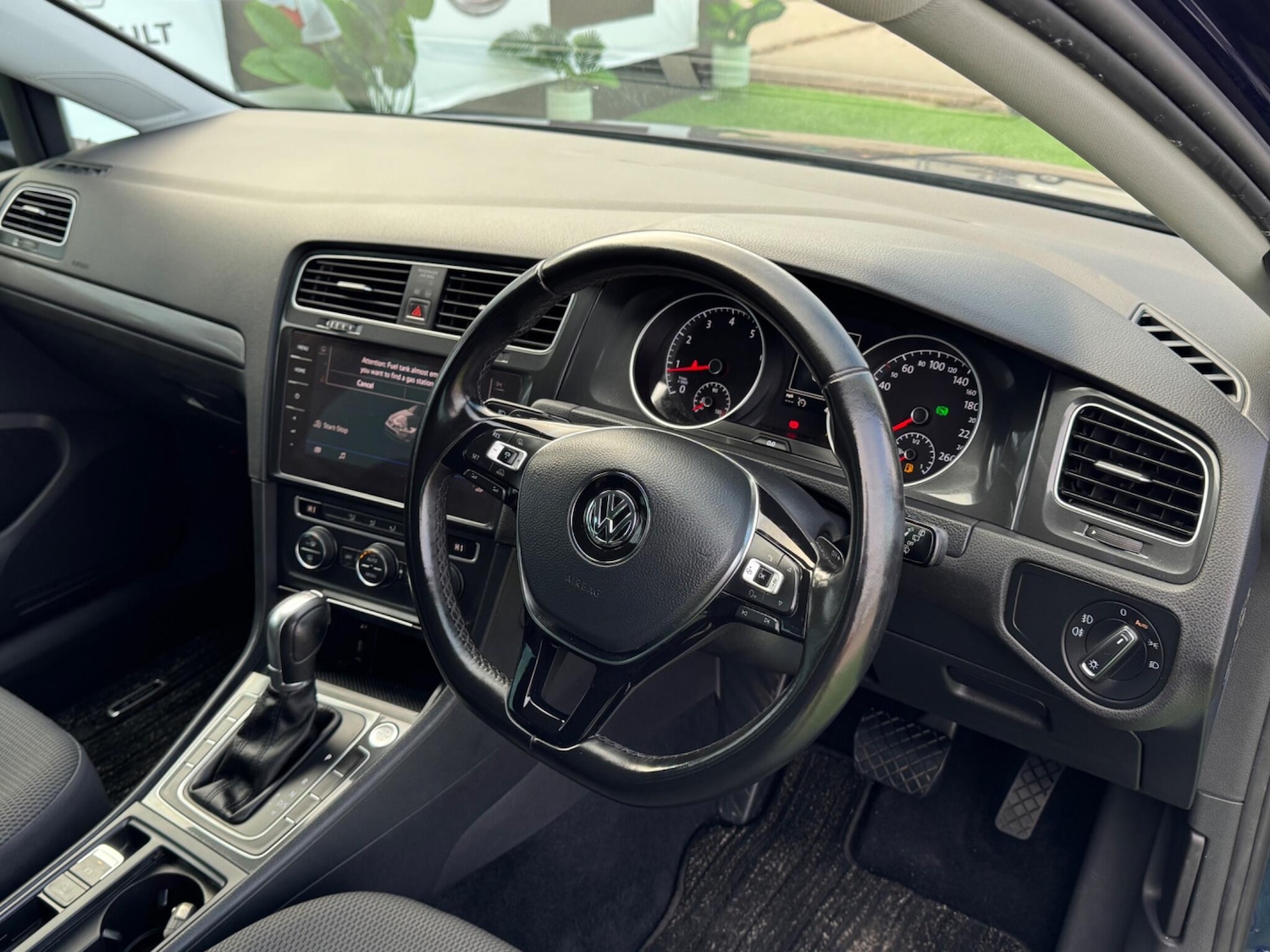 Used Volkswagen Golf for sale - 76992656: Photo 24