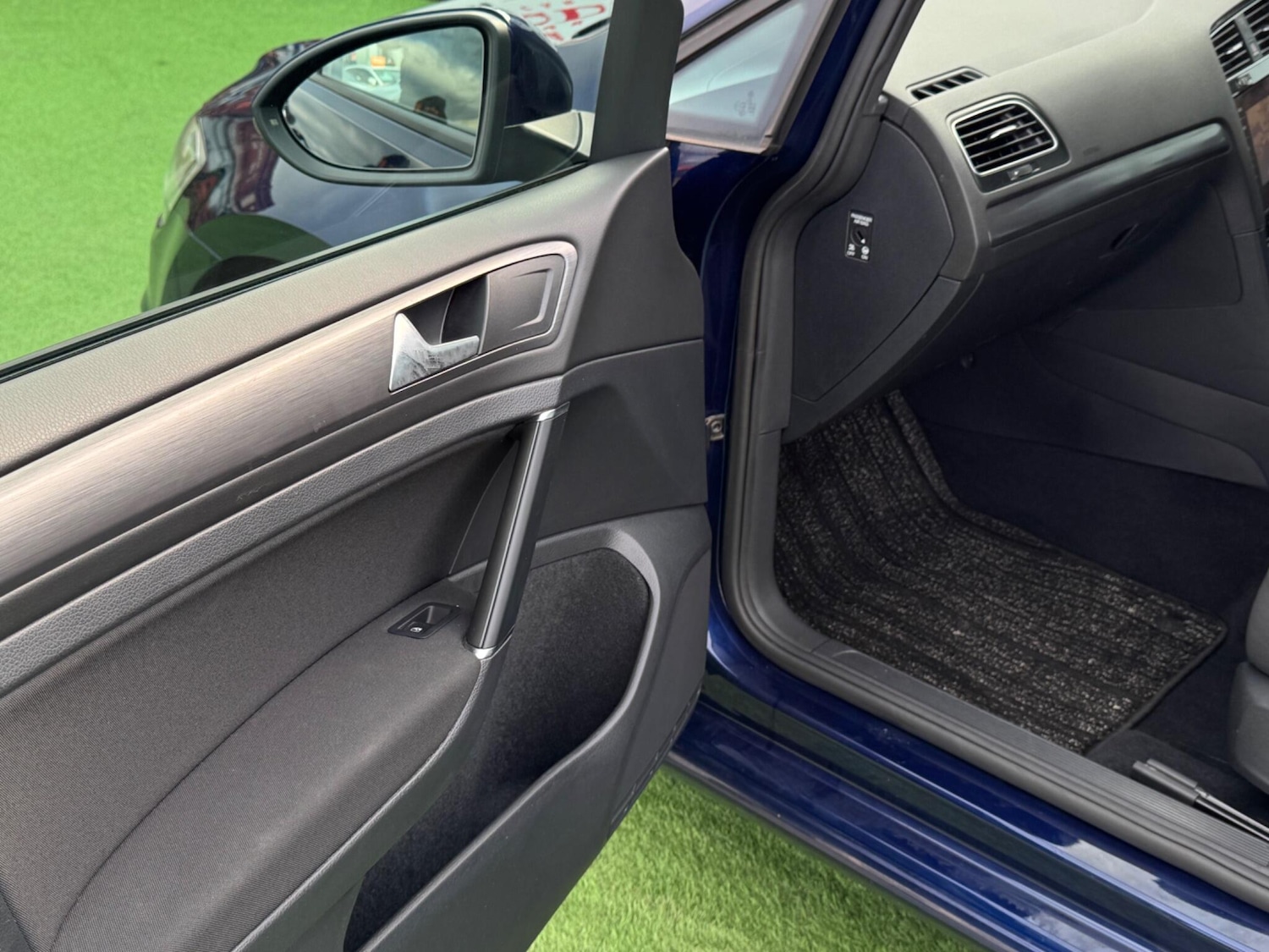 Used Volkswagen Golf for sale - 76992656: Photo 28