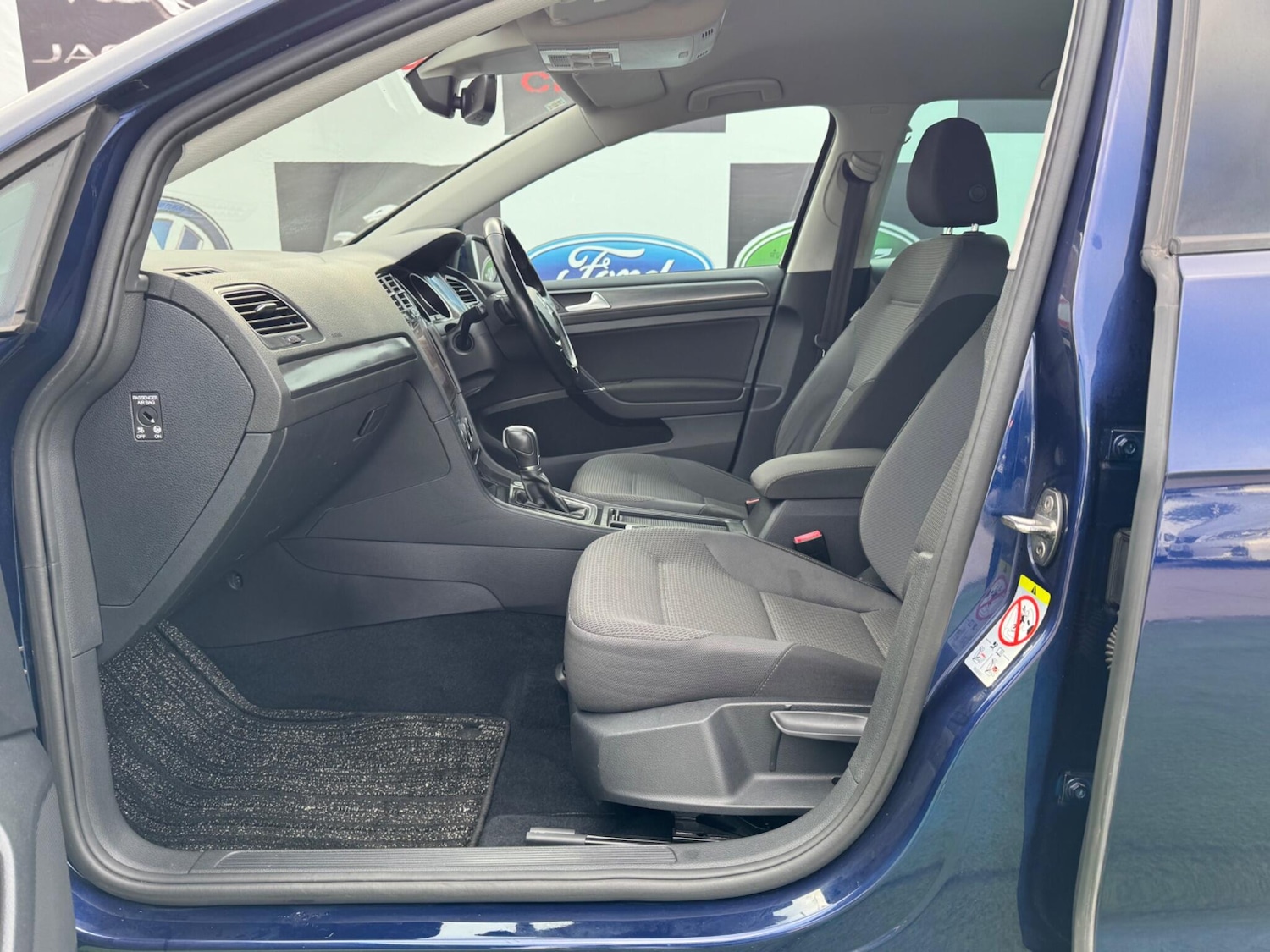 Used Volkswagen Golf for sale - 76992656: Photo 29