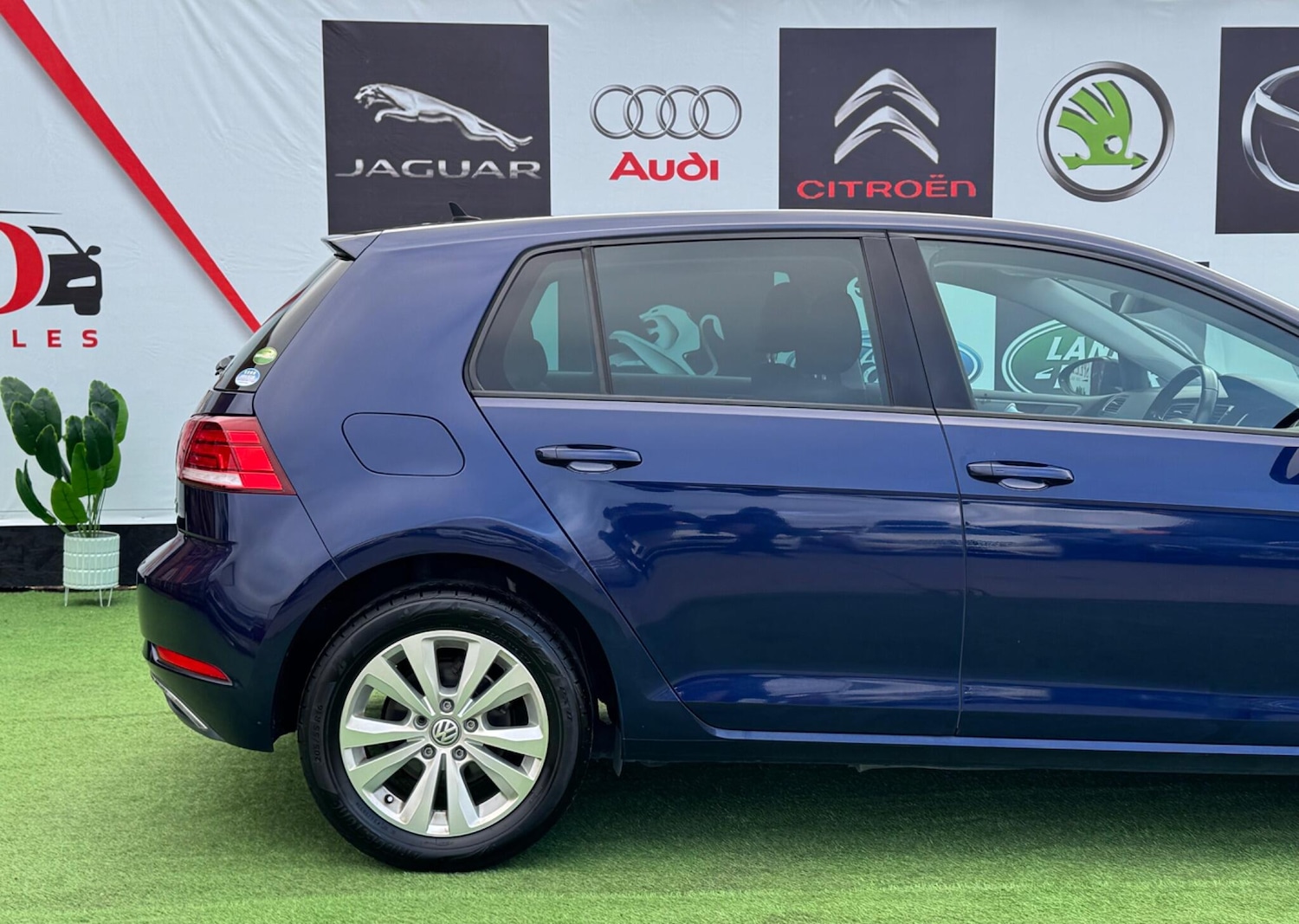 Used Volkswagen Golf for sale - 76992656: Photo 3