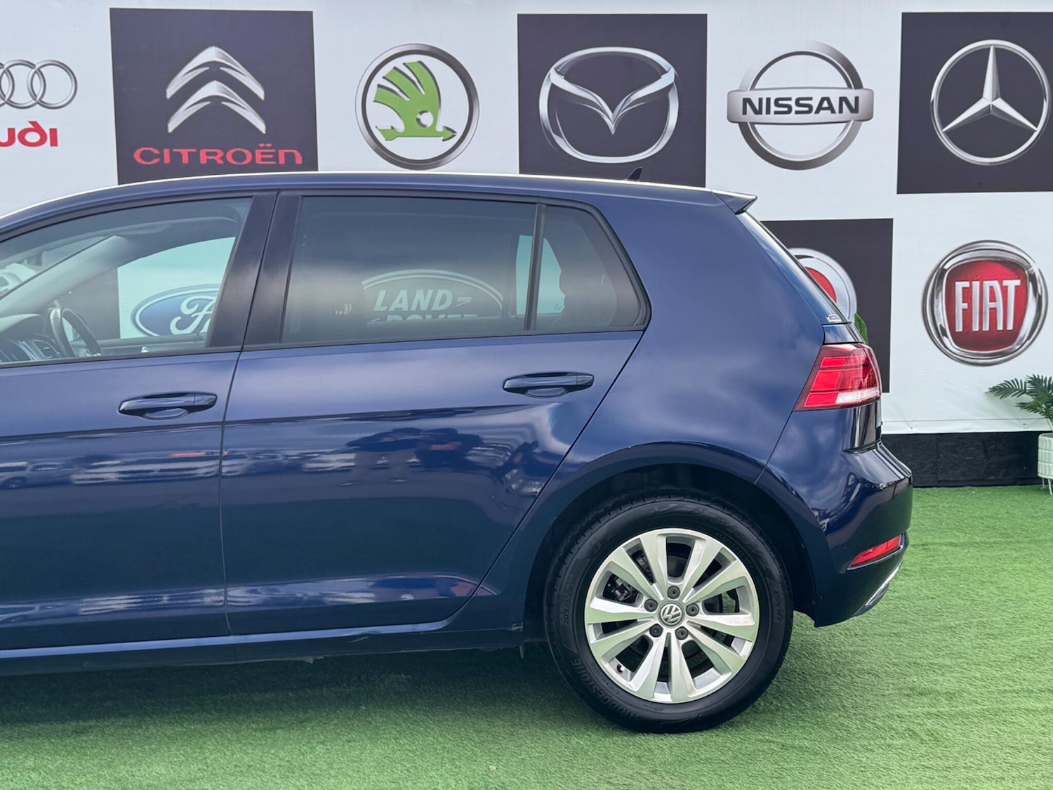 Used Volkswagen Golf for sale - 76992656: Photo 7