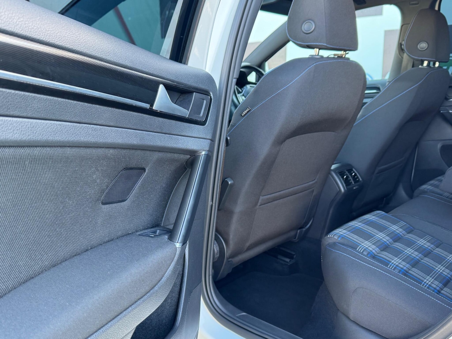 Used Volkswagen Golf for sale - 76996460: Photo 30