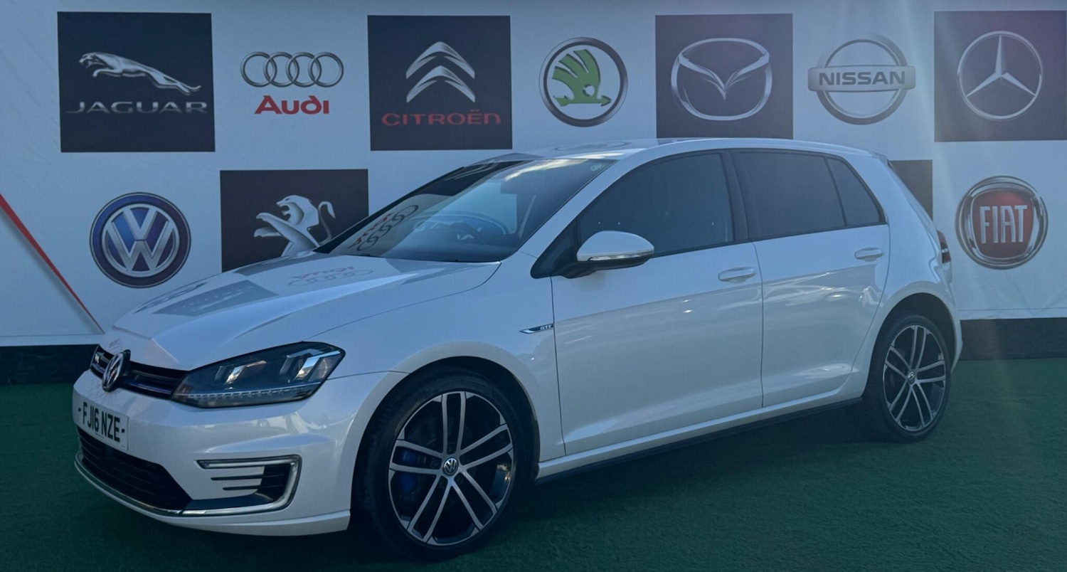 Used Volkswagen Golf for sale - 76996460: Photo 4