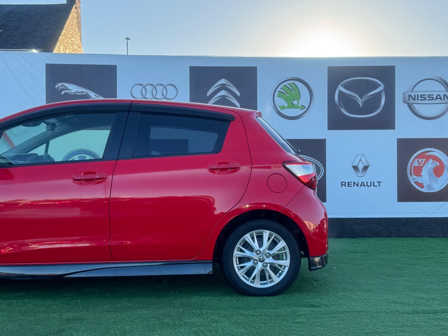 Used Toyota Yaris for sale - 77015549: Photo 14