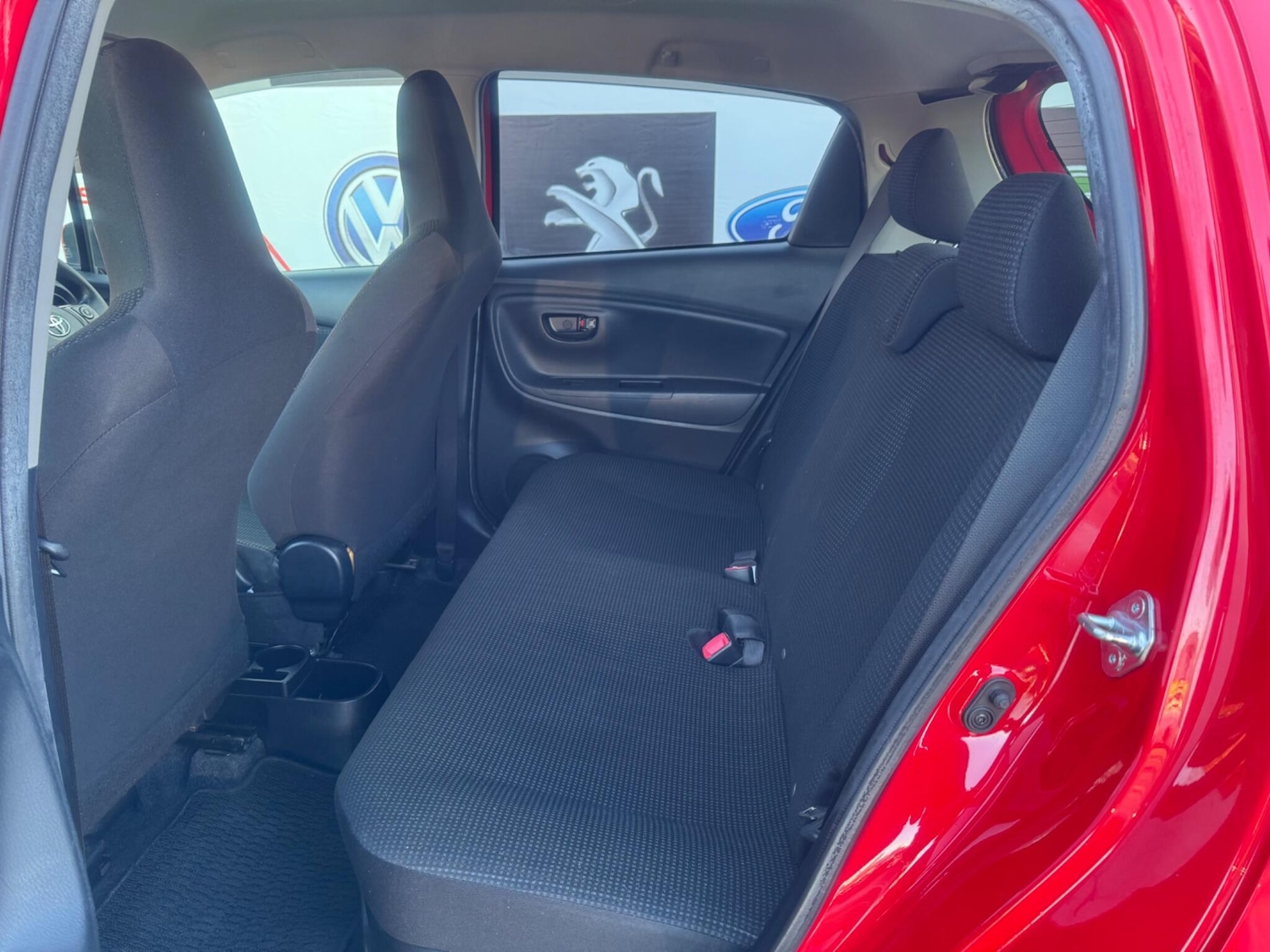 Used Toyota Yaris for sale - 77015549: Photo 30