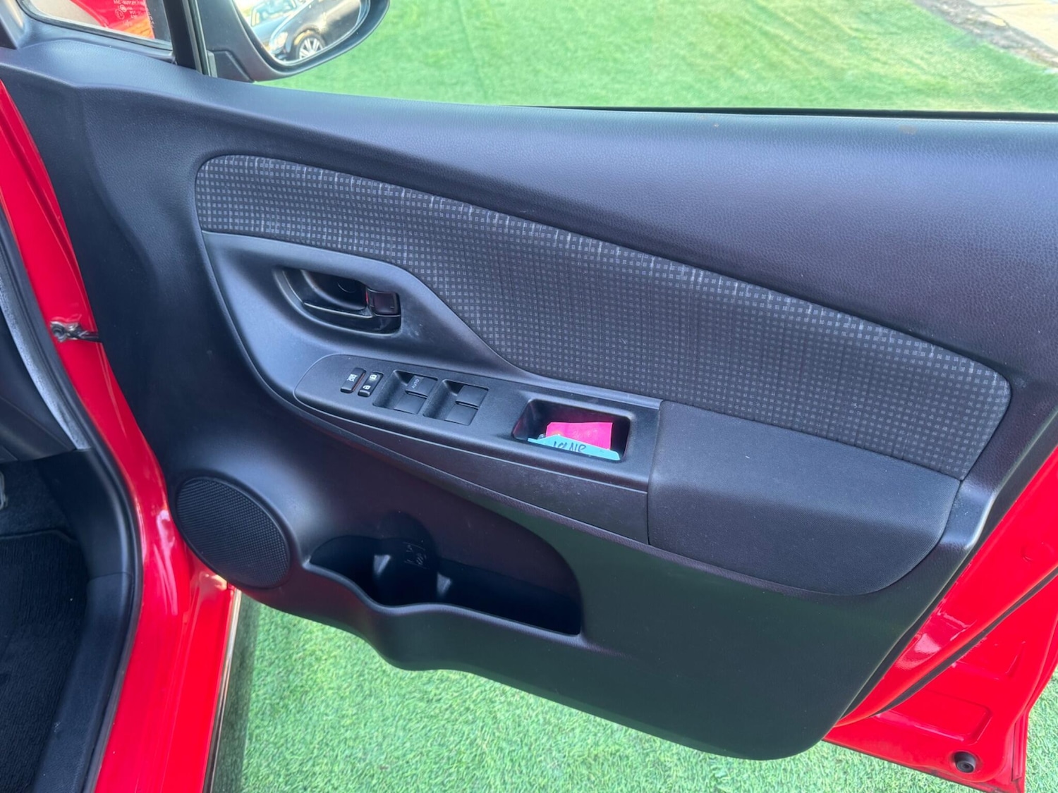 Used Toyota Yaris for sale - 77015549: Photo 34