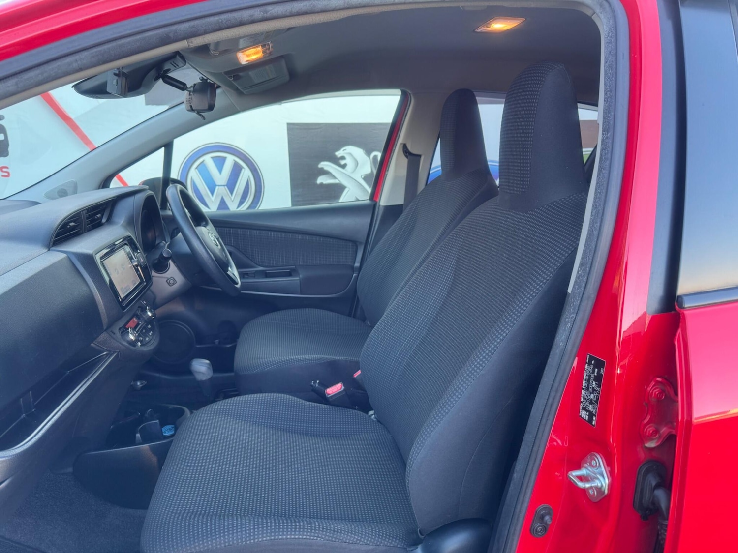 Used Toyota Yaris for sale - 77015549: Photo 46