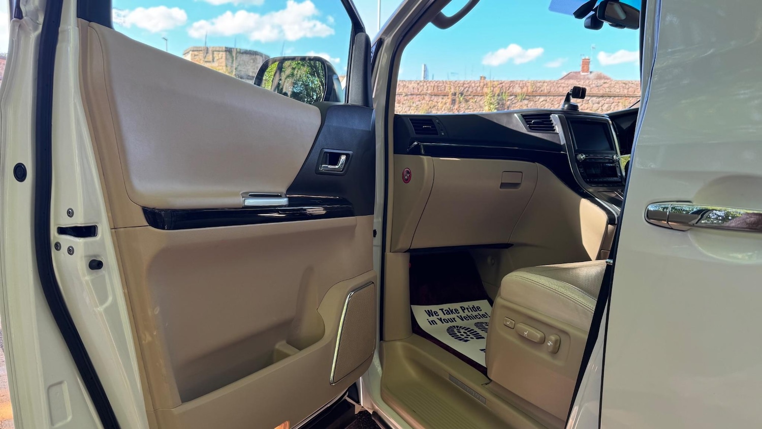 Used Toyota Alphard 2025 for sale - 76620108: Photo 14