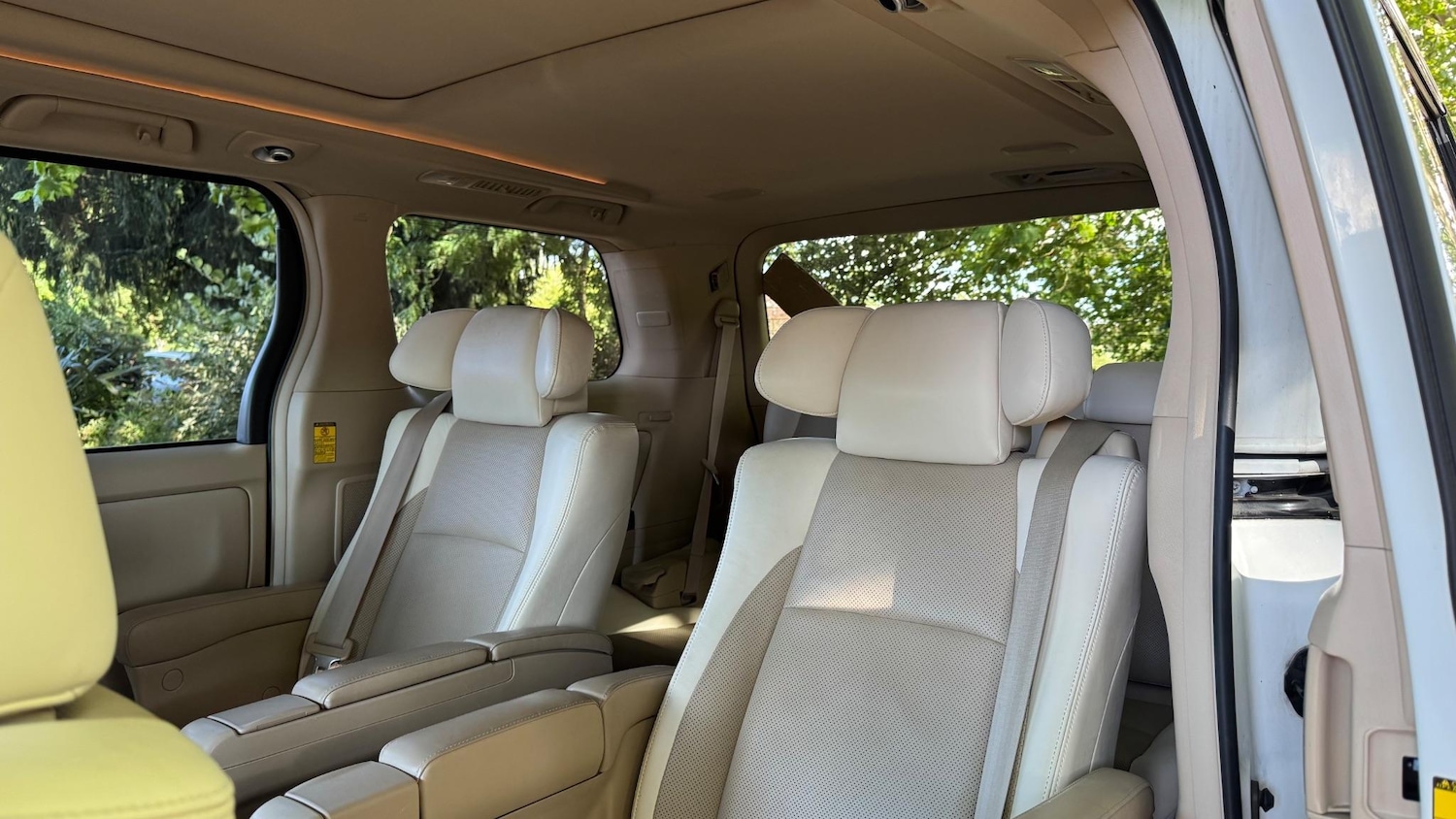 Used Toyota Alphard 2025 for sale - 76620108: Photo 27