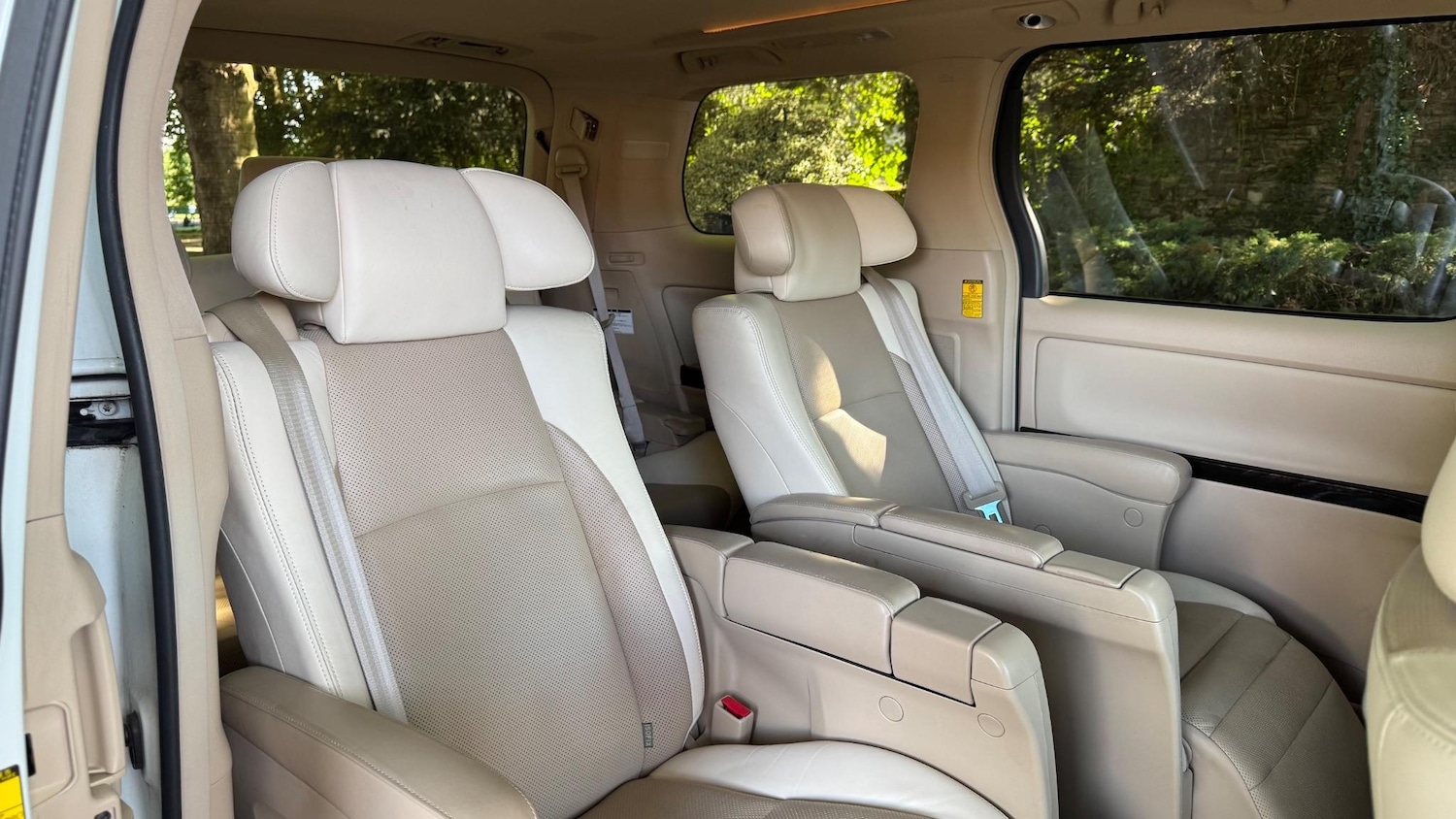 Used Toyota Alphard 2025 for sale - 76620108: Photo 35