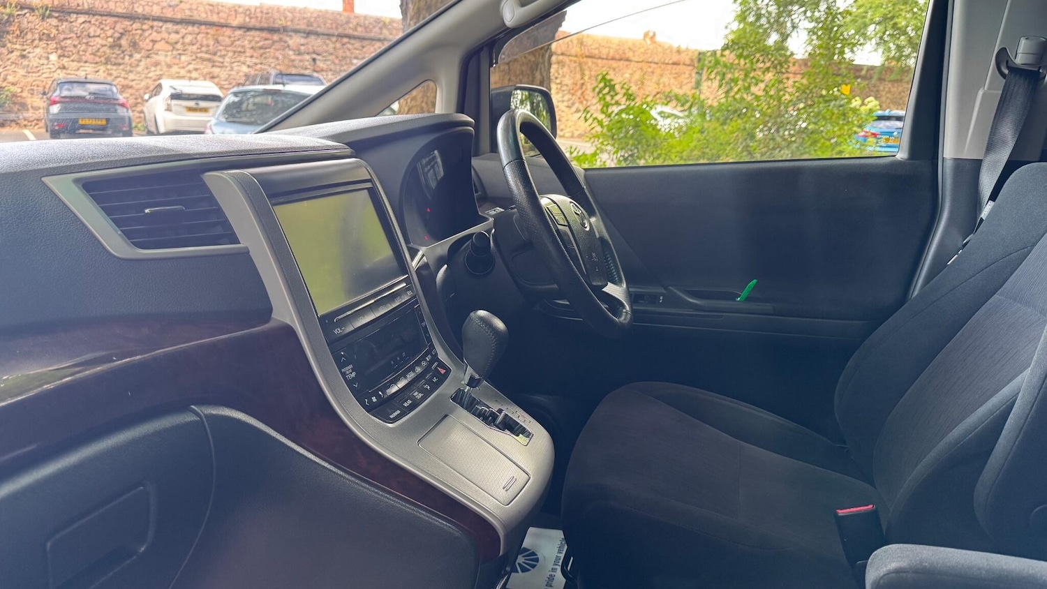 Used Toyota Vellfire 2025 for sale - 76989198: Photo 15